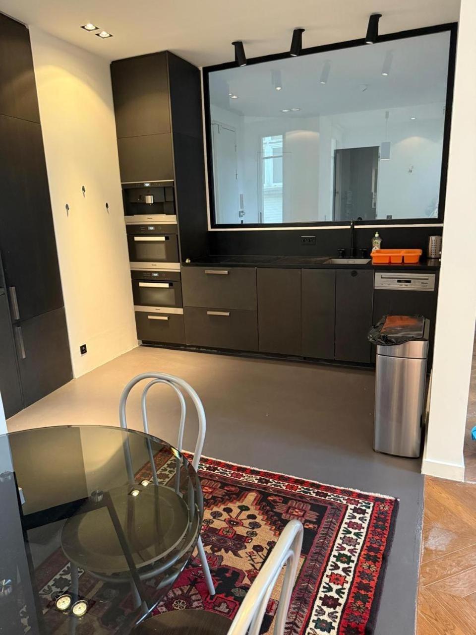 Appartement Fancy - Champs Elysees